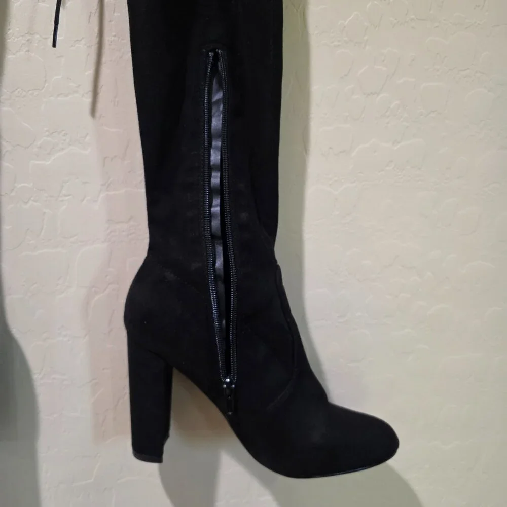 NWOT Black Faux Suede Over the Knee Thigh High Heeled Winter Goth Boots Boot 39